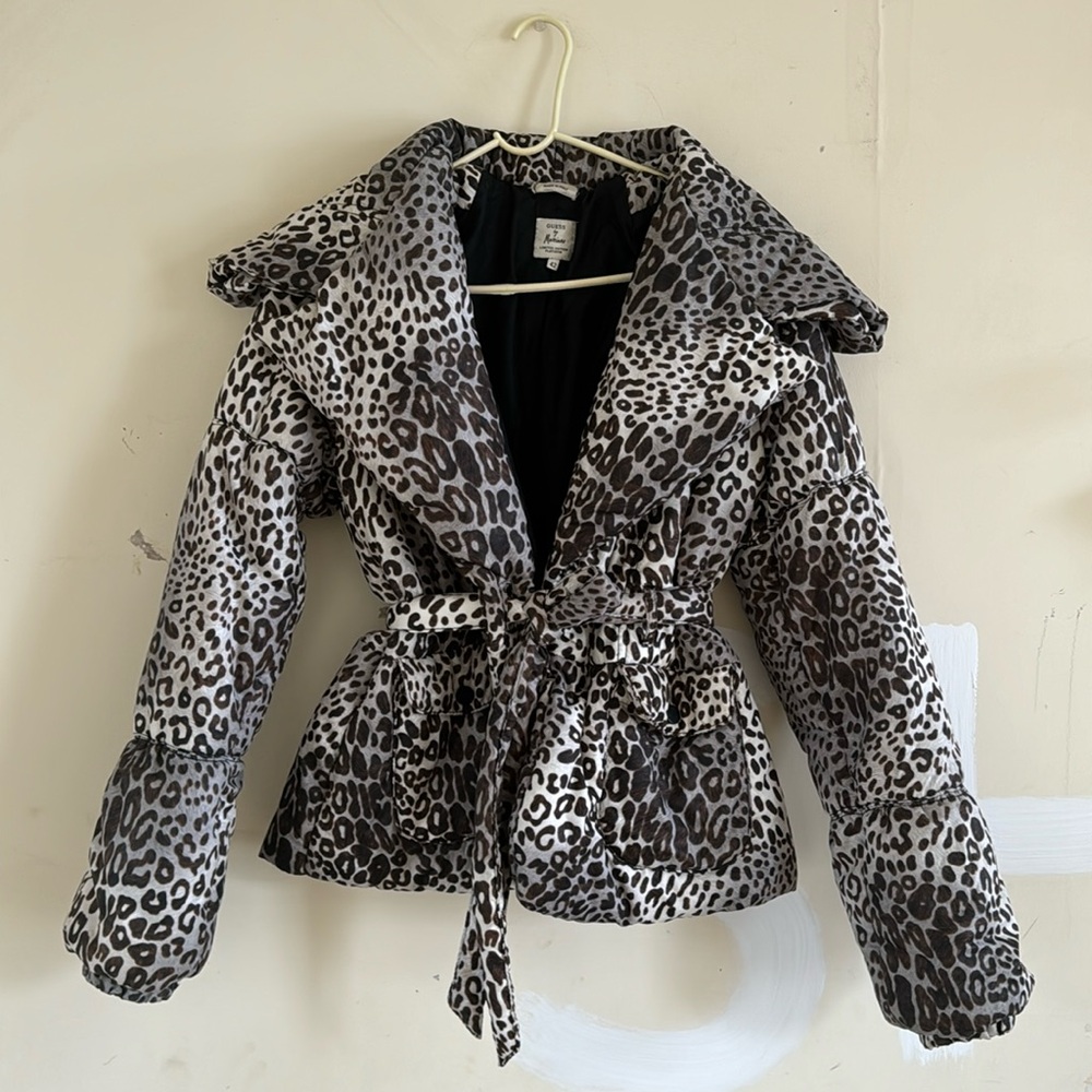 Guess by Marciano limited edition puffer jacket 🐆
